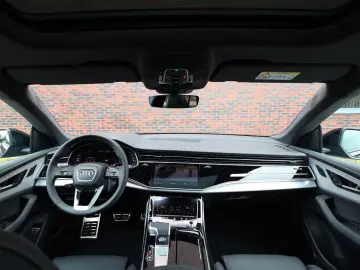 Q8 60 TFSIe quattro | - Pano - AHK - Matrix HUD
