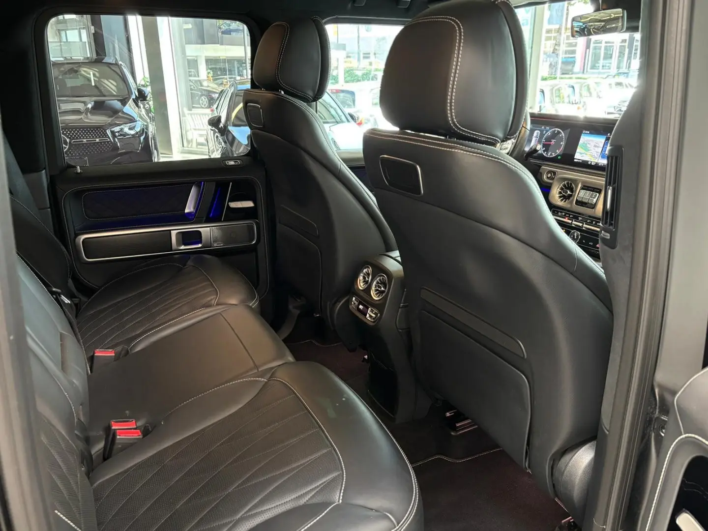 G 400d AMG+DISTR+STDHZ+AHK+MBEAM+BURMES+NIGHT II