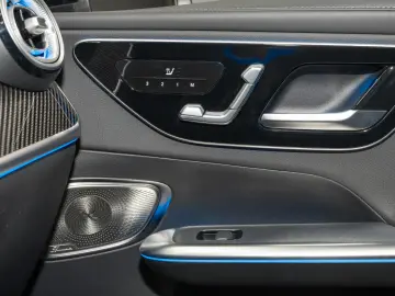 GLC 300 de 4M AMG DIG.LIGHT/Pano/AHK/Burmester3D