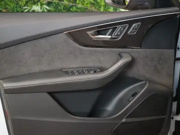 SQ8*TFSI*PANO*360*TOW*B&O*MATRIX*HUD*70.826€NETT