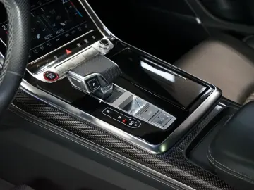 SQ8*TFSI*PANO*360*TOW*B&O*MATRIX*HUD*70.826€NETT