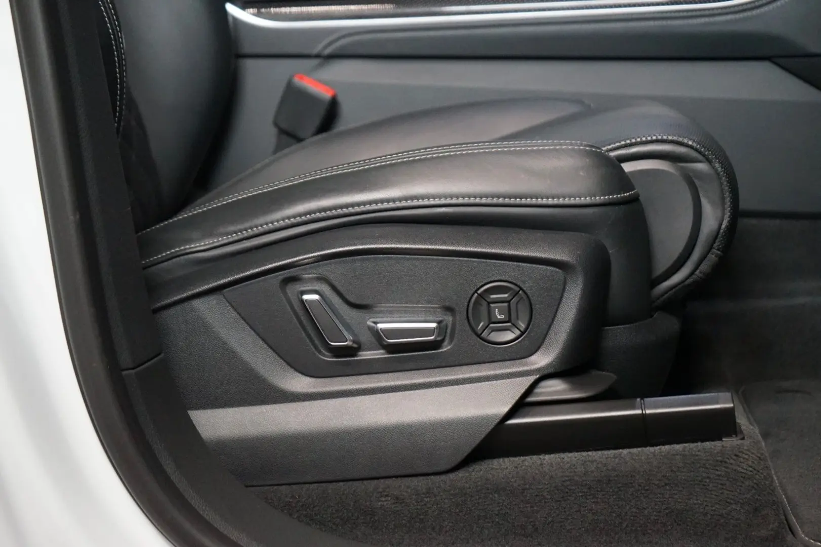 SQ8*TFSI*PANO*360*TOW*B&O*MATRIX*HUD*70.826€NETT
