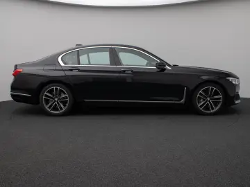 BMW 730 d xD Masaj cu laser 360 ° DAB