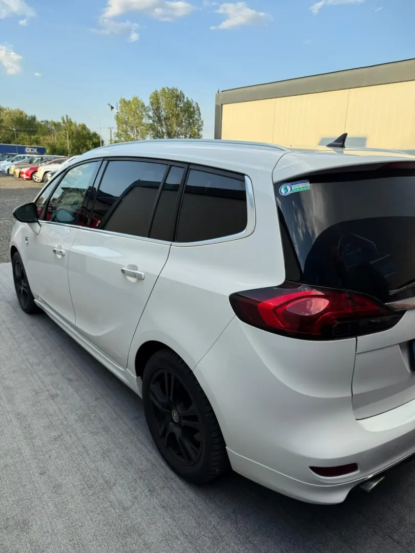 Opel Zafira Tourer 2.0 CDTI ECOTEC Cosmo Aut.