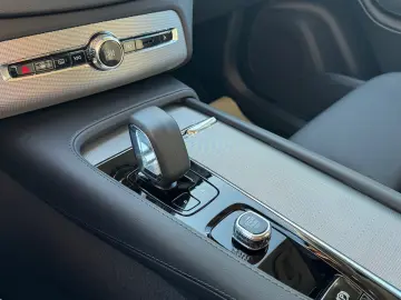 XC90 B5 AWD Plus Dark NP 89060 Standhzg AHK 360