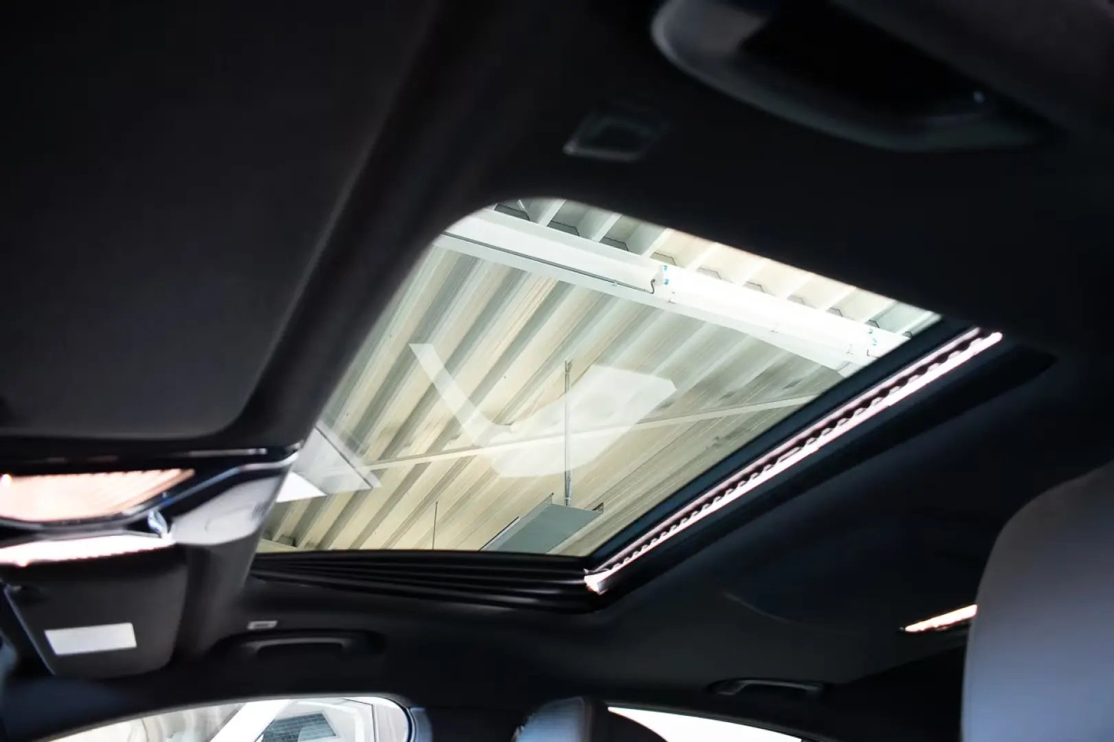 BMW 745 E M-SPORT, LUMINĂ LASER, HARMAN