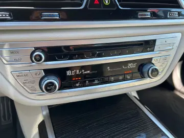 BMW 730 d M SPORT MASAJ INTEGRAL