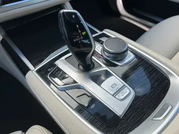 BMW 730 d M SPORT MASAJ INTEGRAL