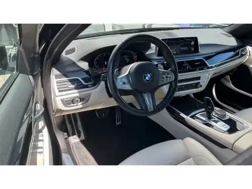 BMW 730 d M SPORT MASAJ INTEGRAL