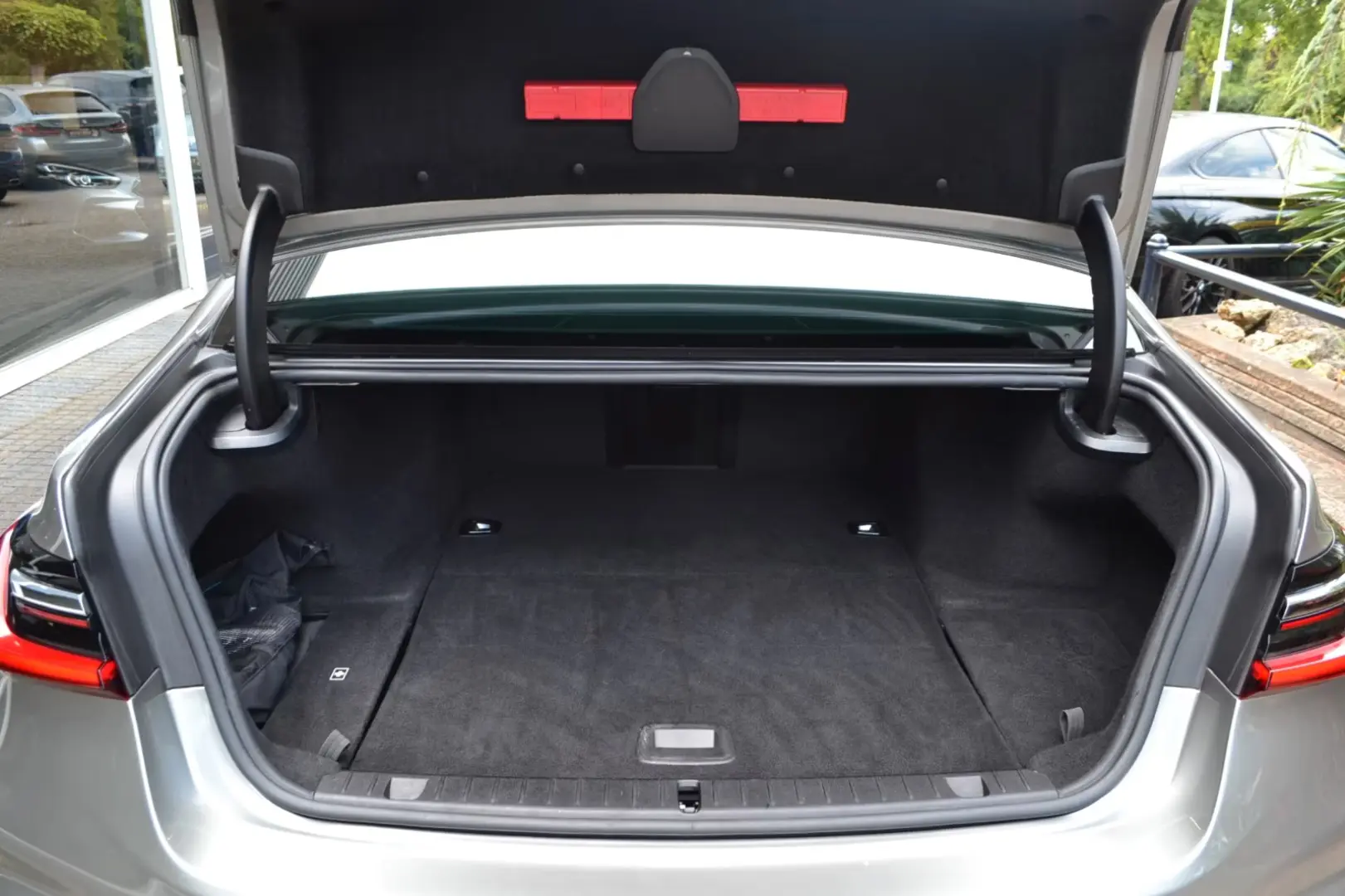 BMW 745 e | M-Sport | Masaj | Aktiv.Lenk | Pano