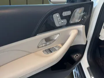GLS 63 AMG LED NAVI HUD 7-SITZER 360° PANO 23