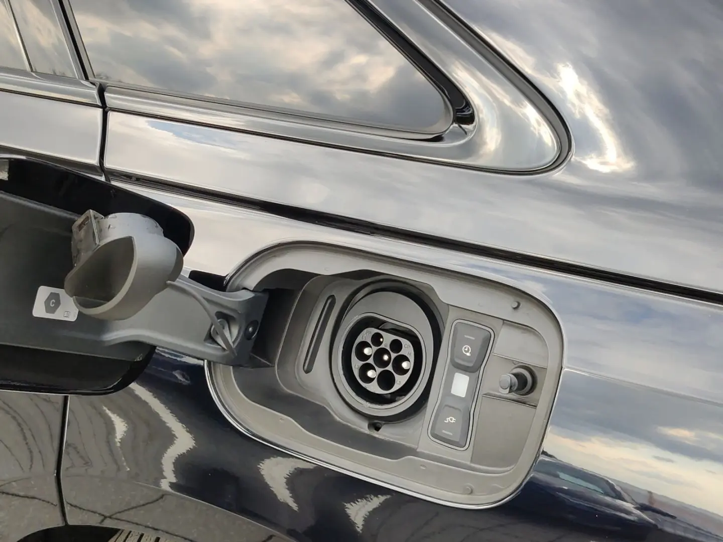 A8 60 TFSI e qu. S line (Ext) B&O*HuD*Pano*Air