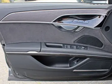 A8 50TDI qu S LINE PANO B&O HuD STANDHZ LUFTFED