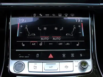 A8 50TDI qu S LINE PANO B&O HuD STANDHZ LUFTFED