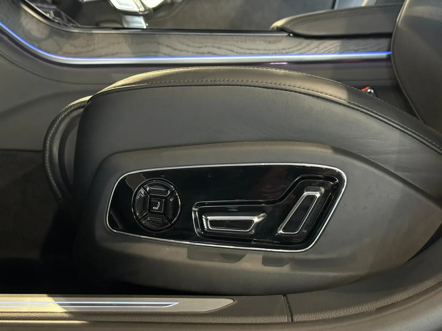 A8 50 TDI L Q S Line*Pano*HuD*StHzg*B&O-Adv*3xTV