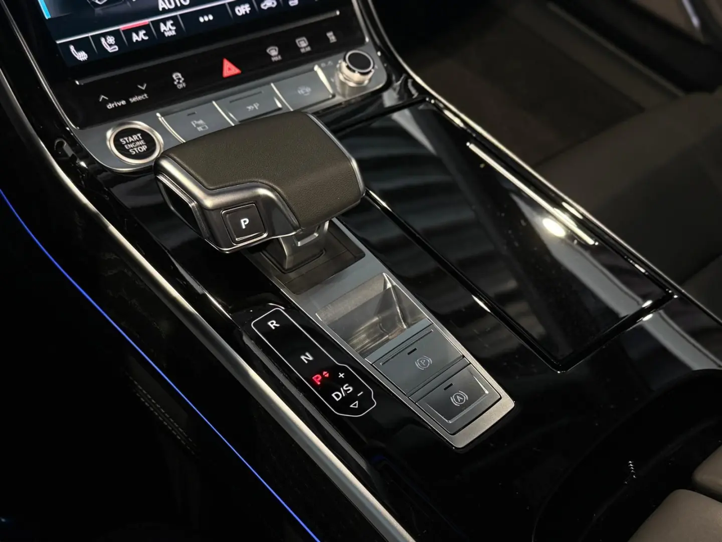 A8 50 TDI L Q S Line*Pano*HuD*StHzg*B&O-Adv*3xTV