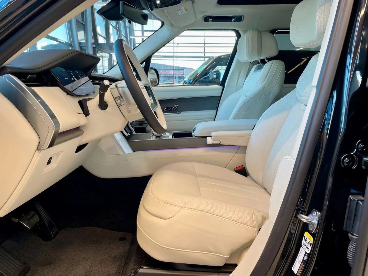 Range Rover SV FULL Option 22 Zoll Meridian Sign