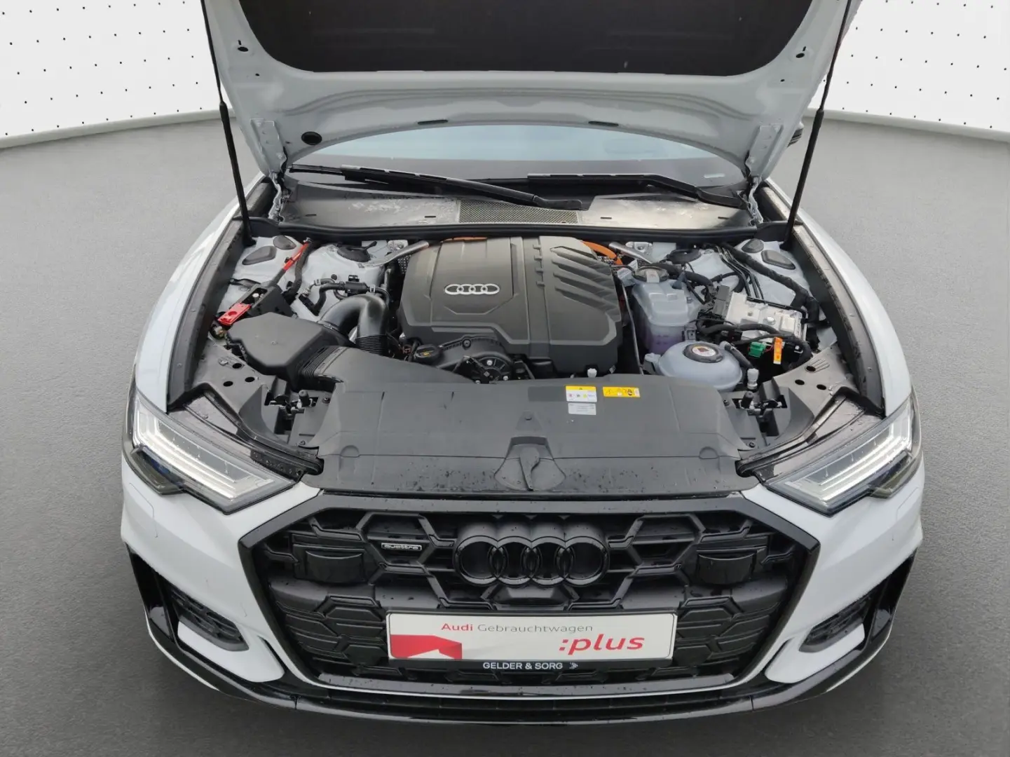 A6 Avant 55 TFSIe quattro S line AHK*Pano*Matrix