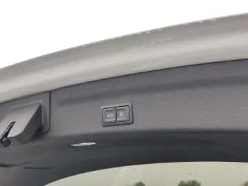 A6 Avant 55 TFSIe quattro S line AHK*Pano*Matrix