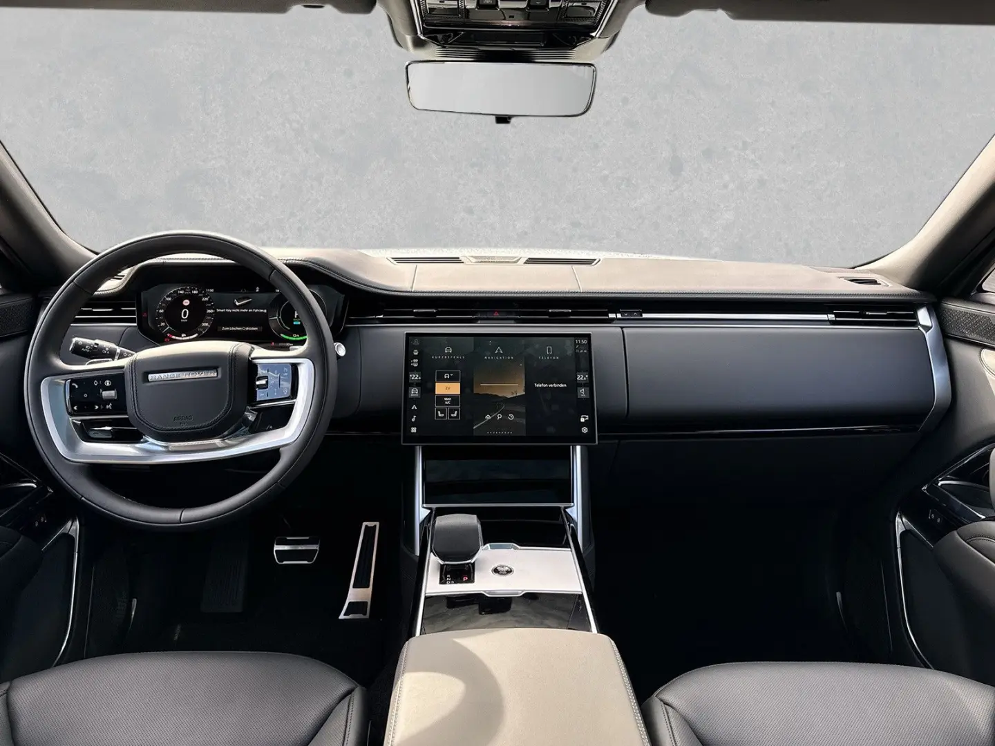 Range Rover P550e PEHV Autobiography Shadow