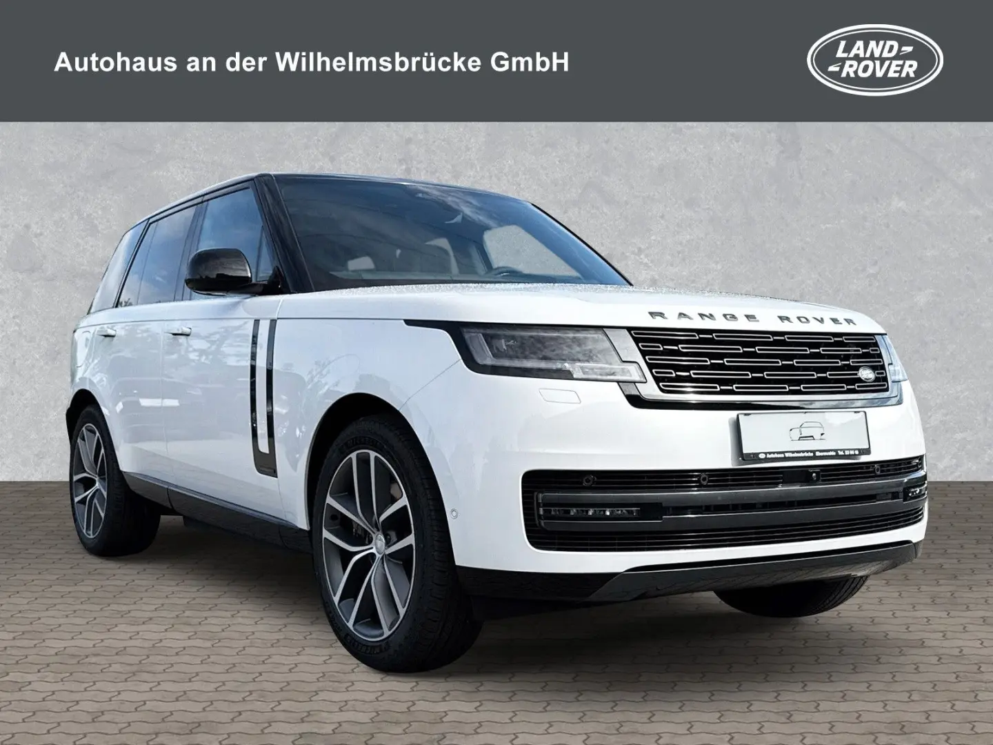 Range Rover P550e PEHV Autobiography Shadow