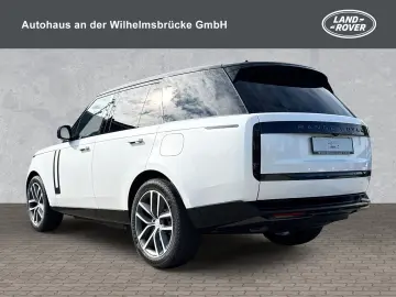 Range Rover P550e PEHV Autobiography Shadow