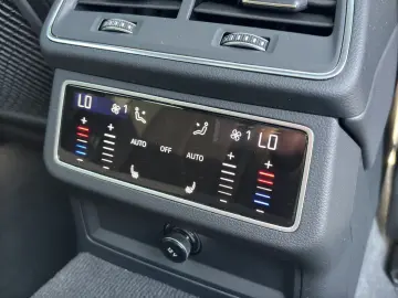 A6 Avant 55 TFSIe quattro S-LINE*MATRIX-NAVI-PLU