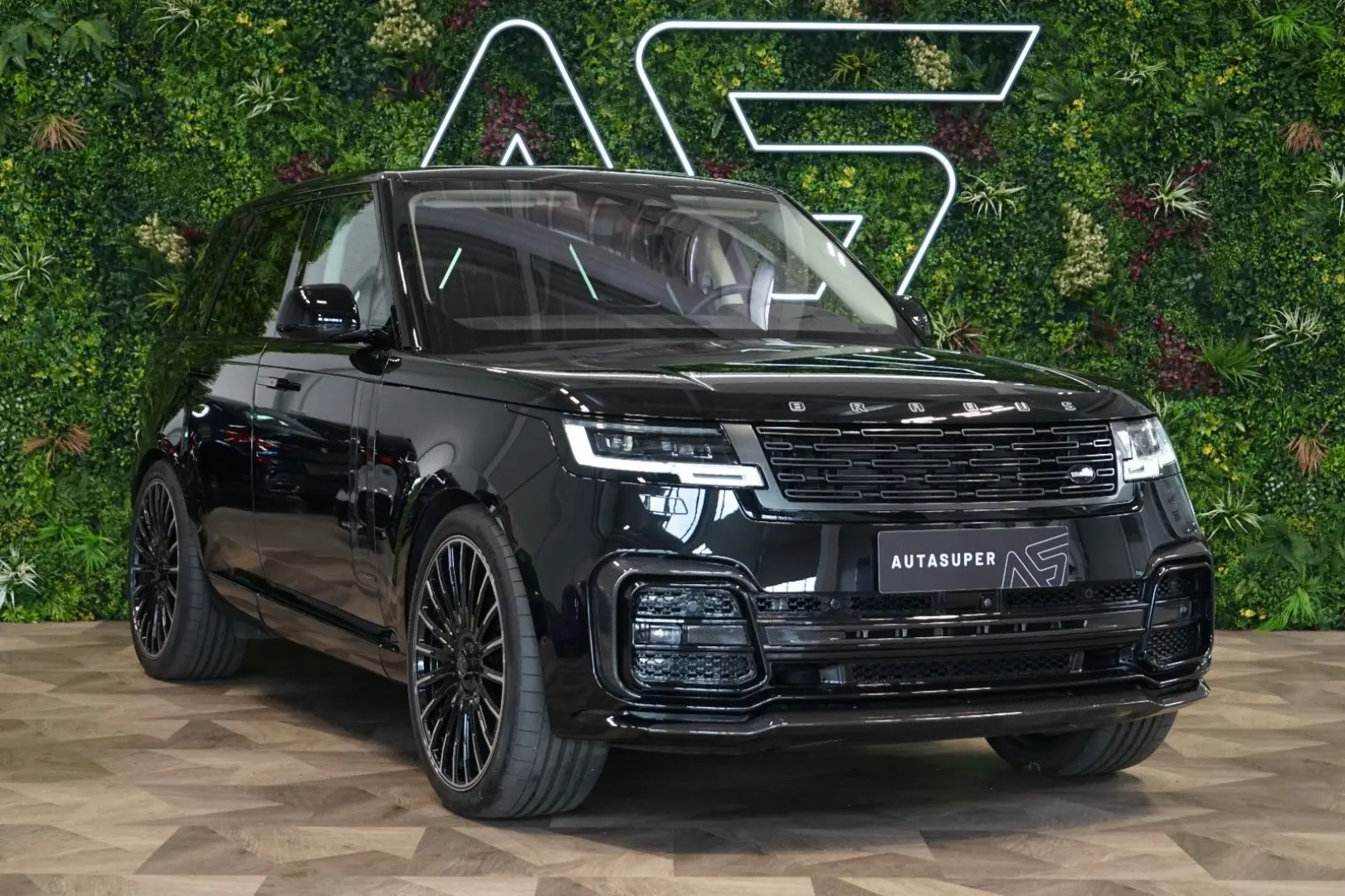 Range Rover BRABUS P530 24  198.843€ NETTO