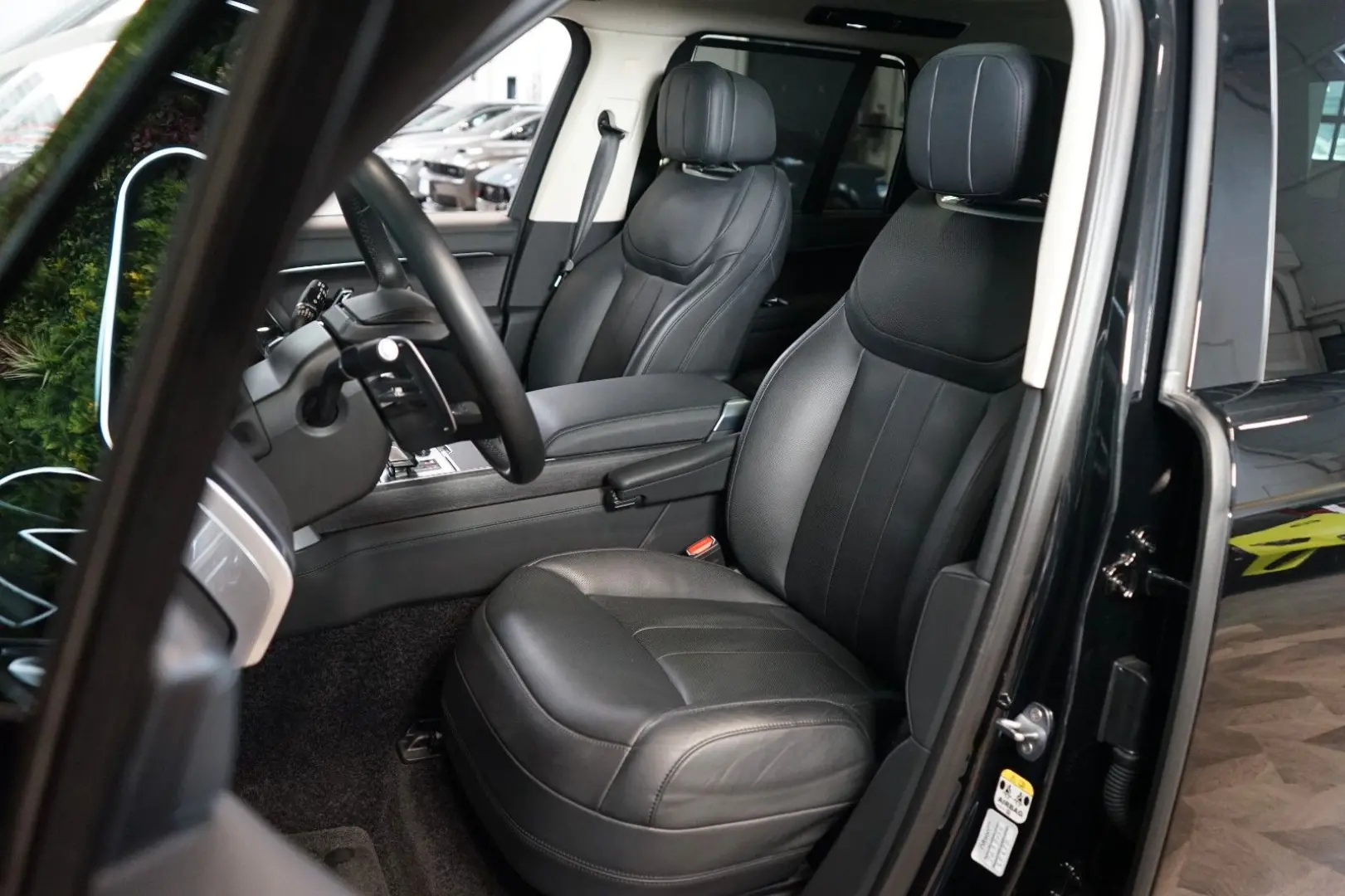 Range Rover BRABUS P530 24  198.843€ NETTO