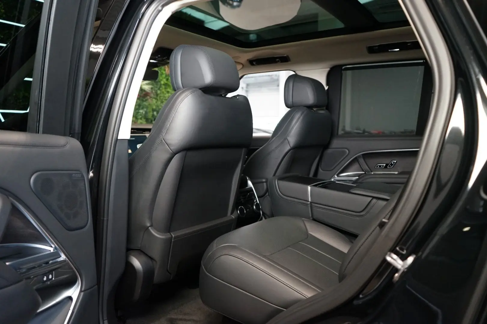 Range Rover BRABUS P530 24  198.843€ NETTO
