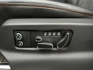 Bentayga V8 S *Carbon* *AHK*