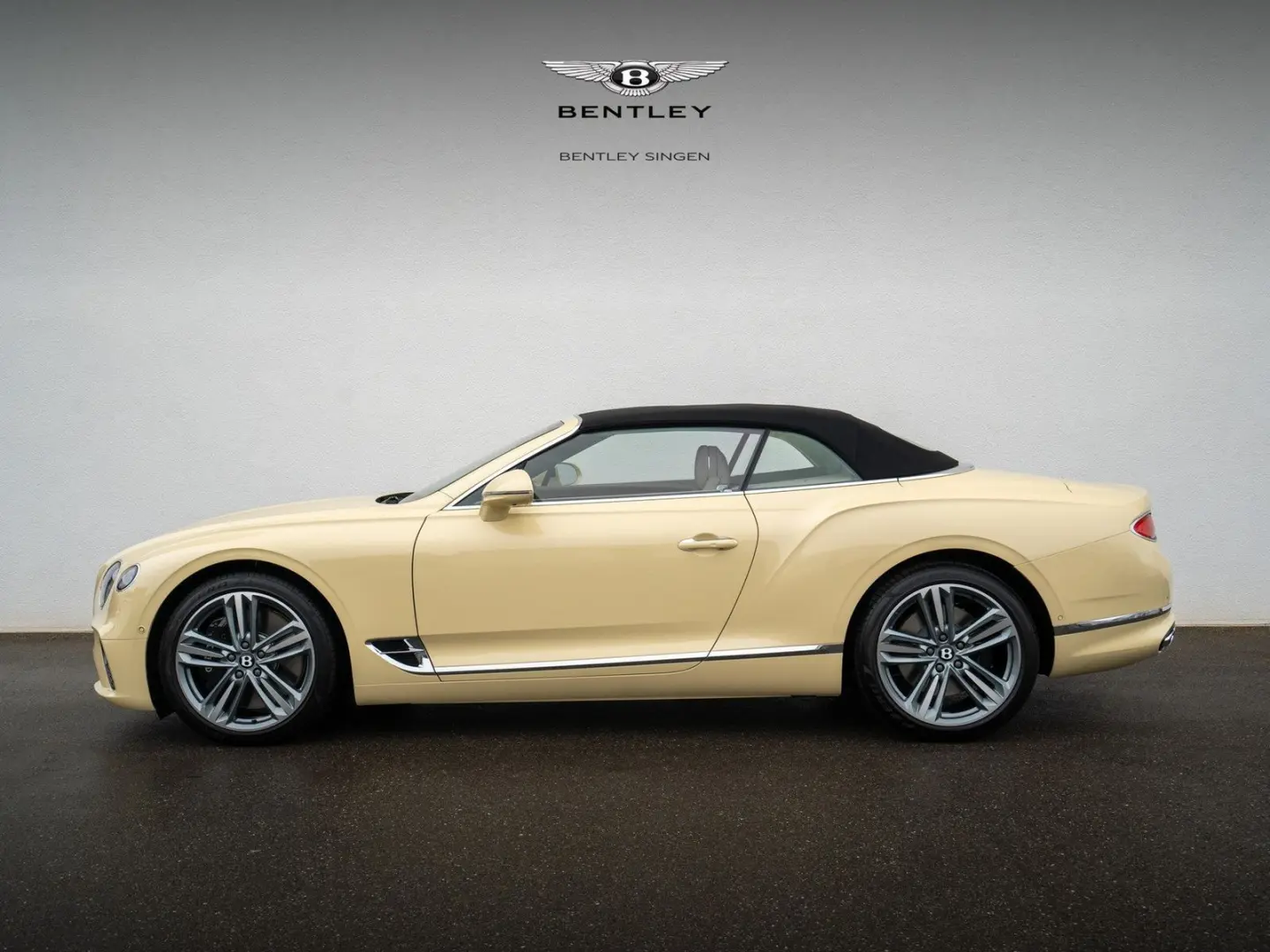 Continental GTC V8  Mulliner Range