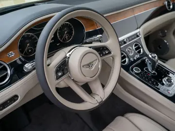 Continental GTC V8  Mulliner Range