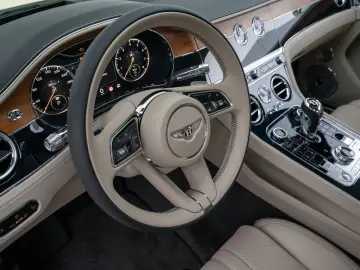 Continental GTC V8  Mulliner Range
