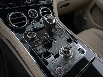 Continental GTC V8  Mulliner Range