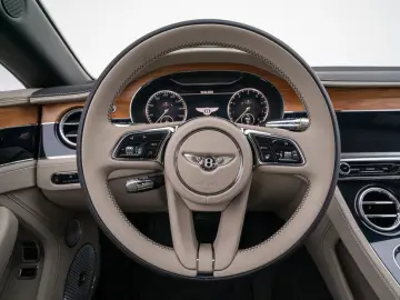 Continental GTC V8  Mulliner Range