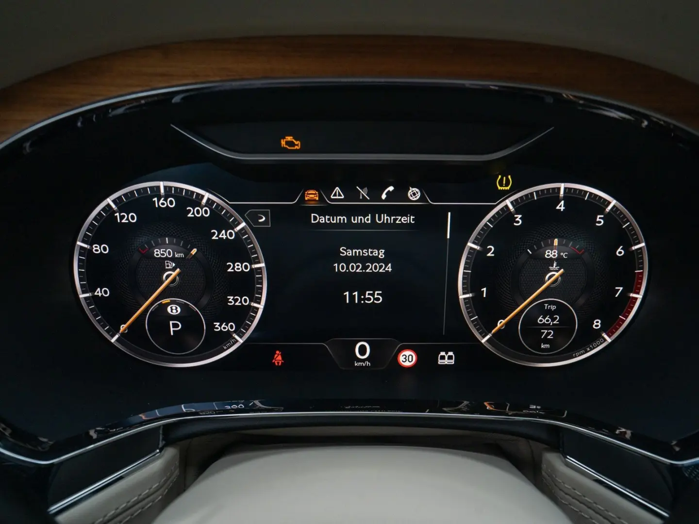 Continental GTC V8  Mulliner Range
