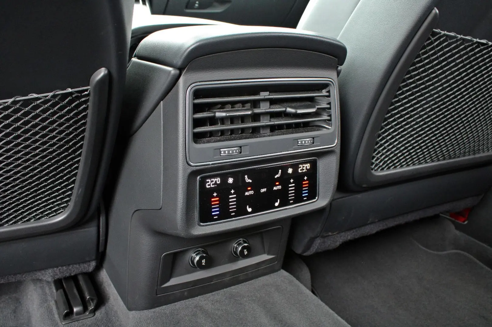 Q8 50TDI S LINE COMP+PANO MASSAGE 23