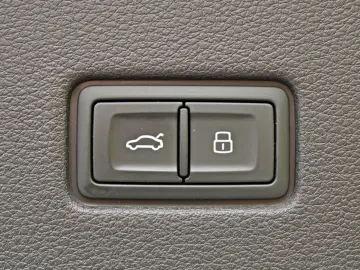 Q8 50TDI S LINE COMP+PANO MASSAGE 23
