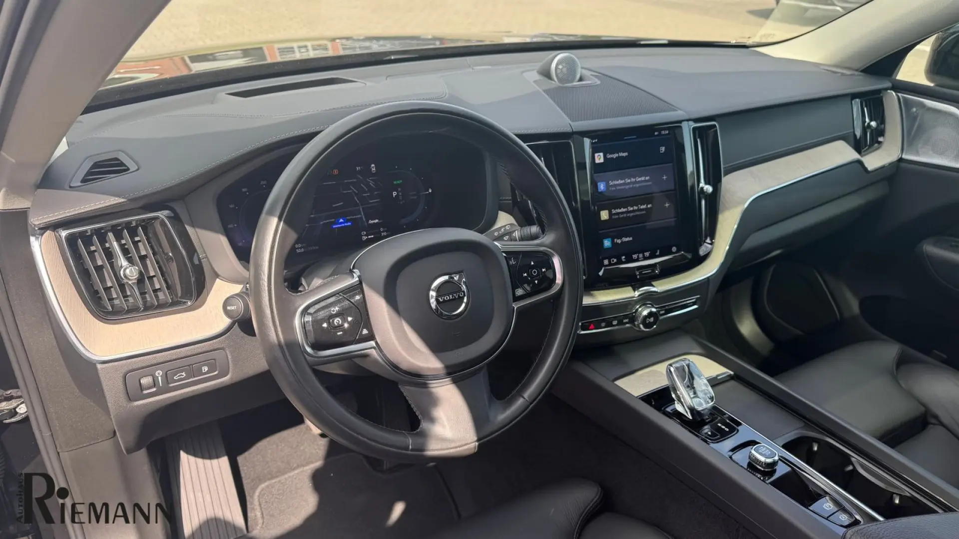 Volvo XC60 T8 AWD Inscription + Xenium-Paket