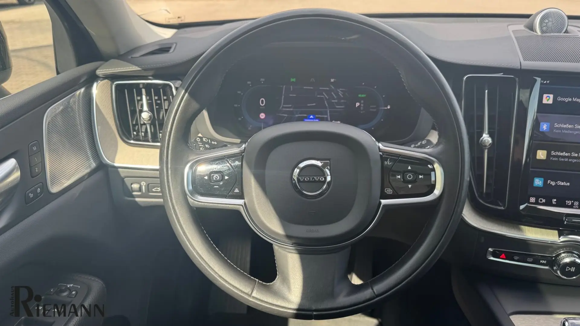 Volvo XC60 T8 AWD Inscription + Xenium-Paket