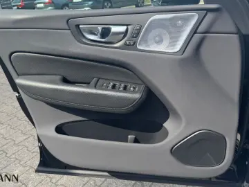 Volvo XC60 T8 AWD Inscription + Xenium-Paket