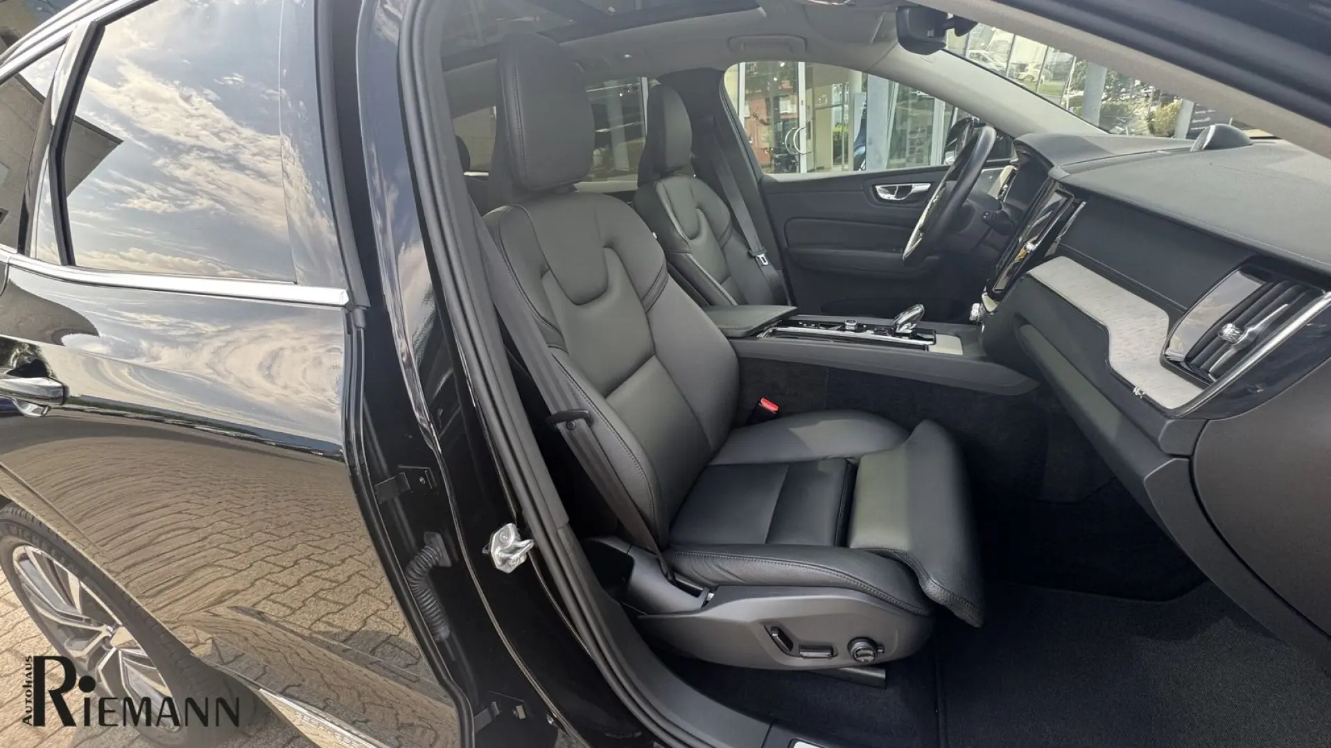 Volvo XC60 T8 AWD Inscription + Xenium-Paket