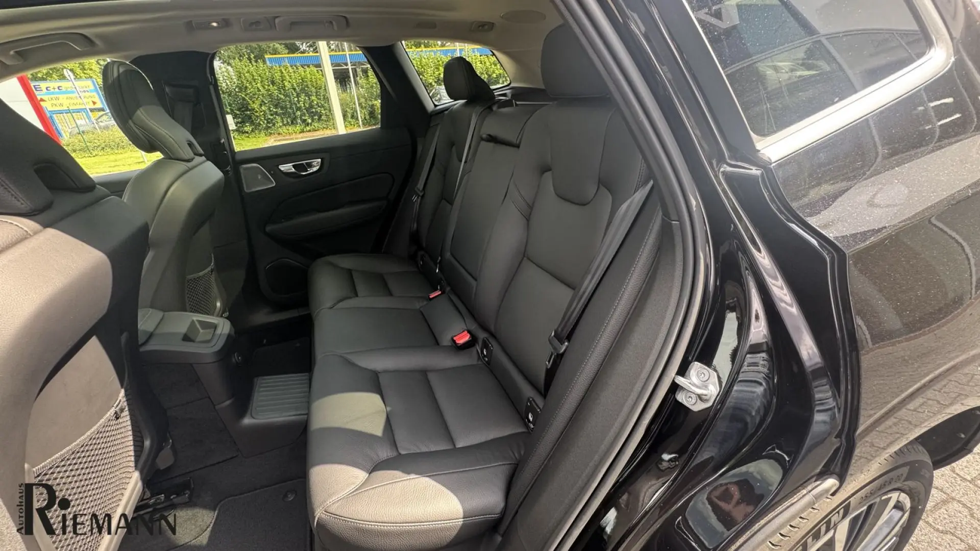 Volvo XC60 T8 AWD Inscription + Xenium-Paket