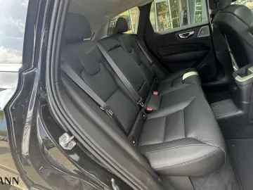 Volvo XC60 T8 AWD Inscription + Xenium-Paket