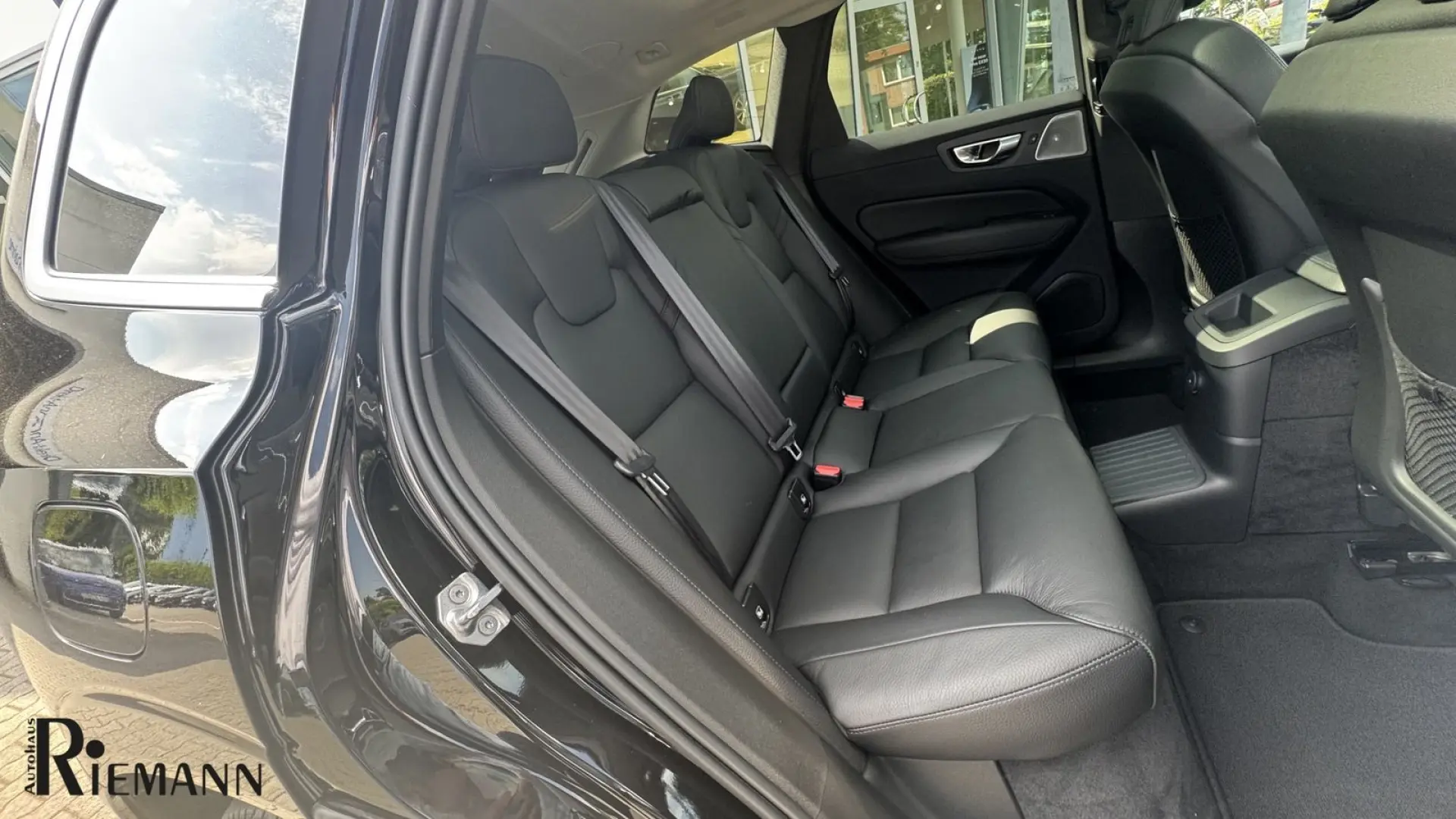 Volvo XC60 T8 AWD Inscription + Xenium-Paket