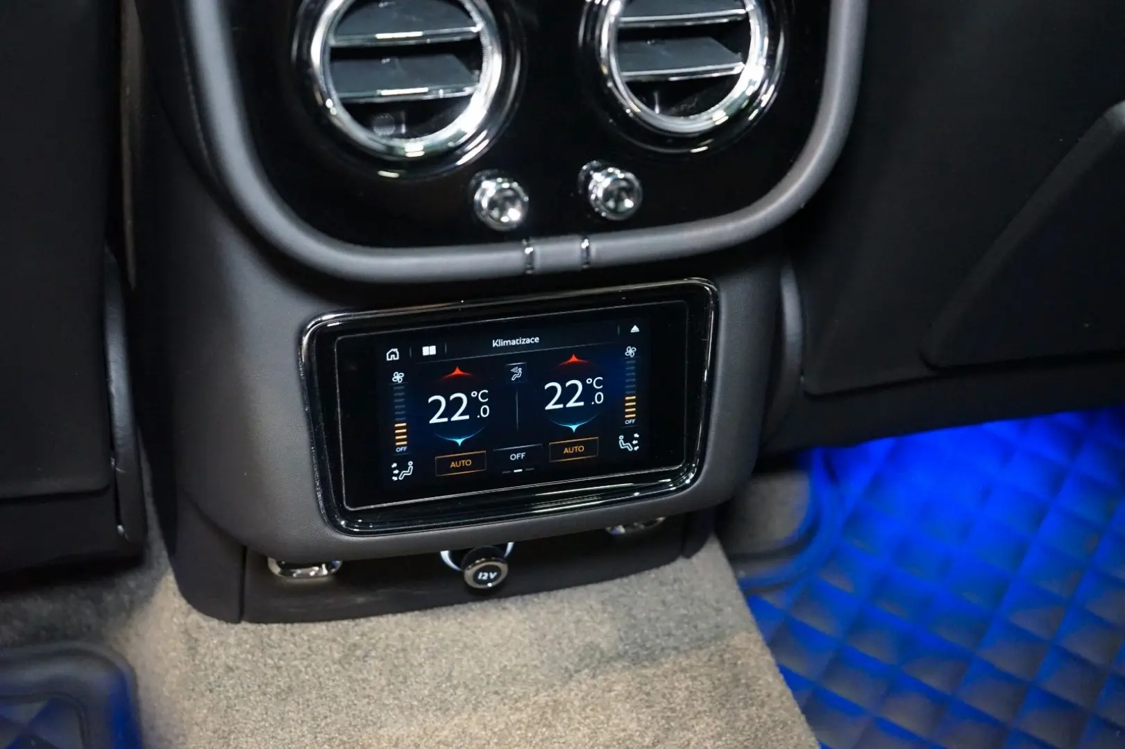 Bentayga*V8*NAIM*360*NIGHT*MATRIX*157.851€NETTO