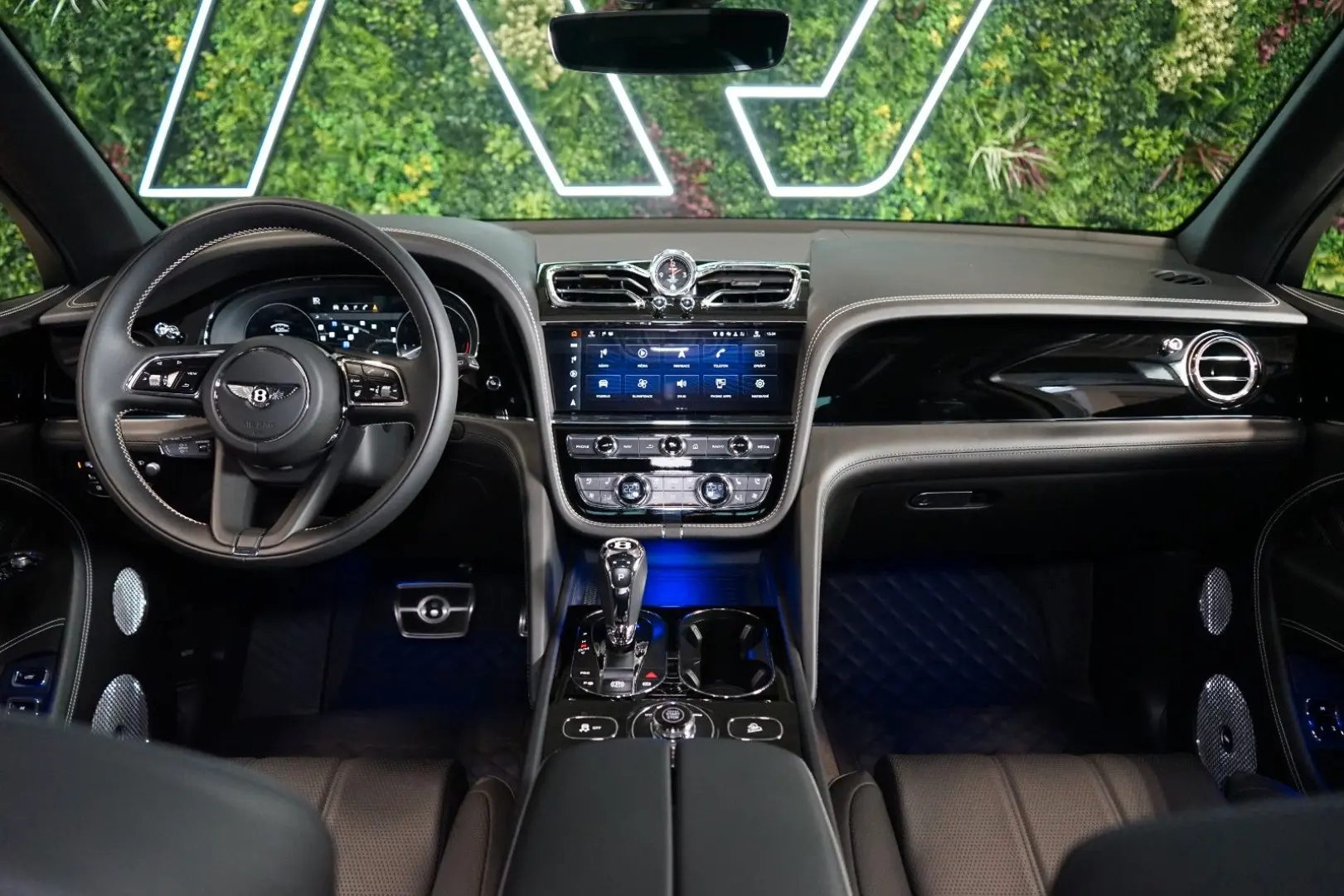 Bentayga*V8*NAIM*360*NIGHT*MATRIX*157.851€NETTO