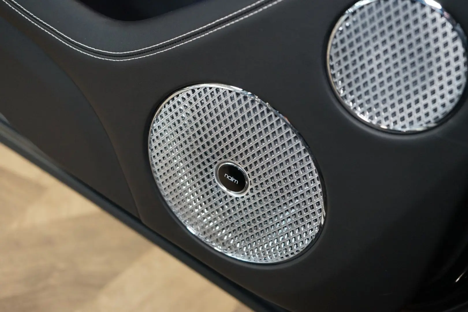 Bentayga*V8*NAIM*360*NIGHT*MATRIX*157.851€NETTO