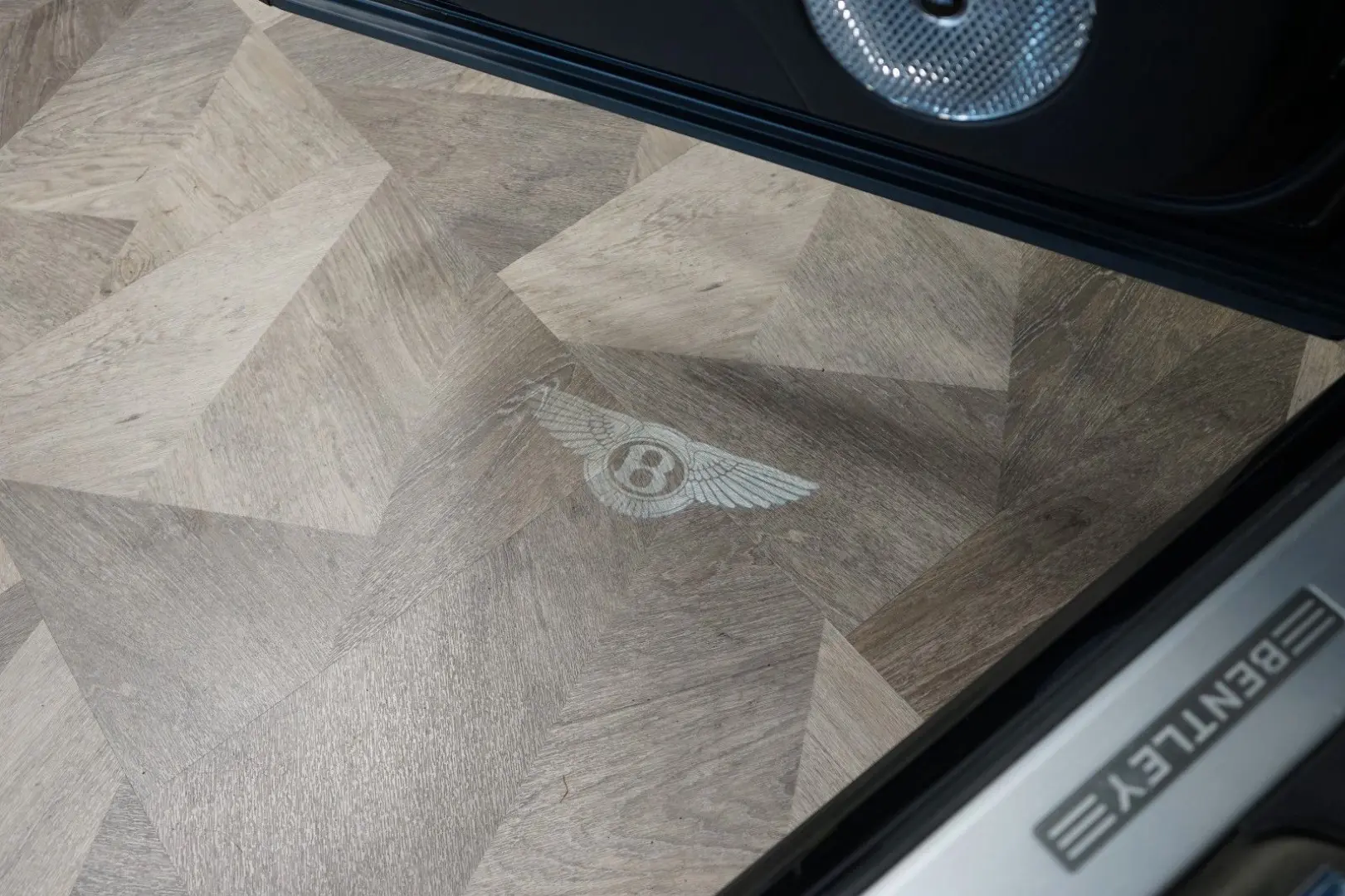 Bentayga*V8*NAIM*360*NIGHT*MATRIX*157.851€NETTO